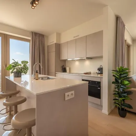 With Breathtaking Sea Views And Balcony 公寓 *