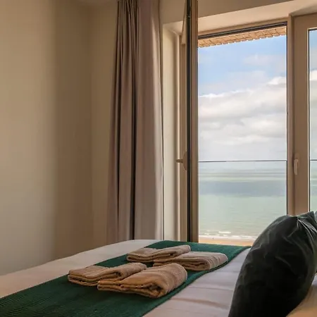 With Breathtaking Sea Views And Balcony * Oostende