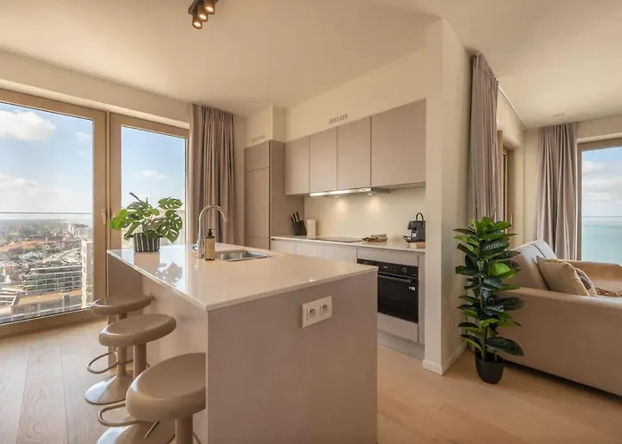 With Breathtaking Sea Views And Balcony 公寓 *