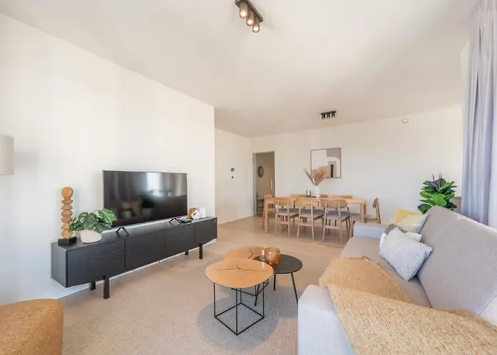 With Breathtaking Sea Views And Balcony Apartment